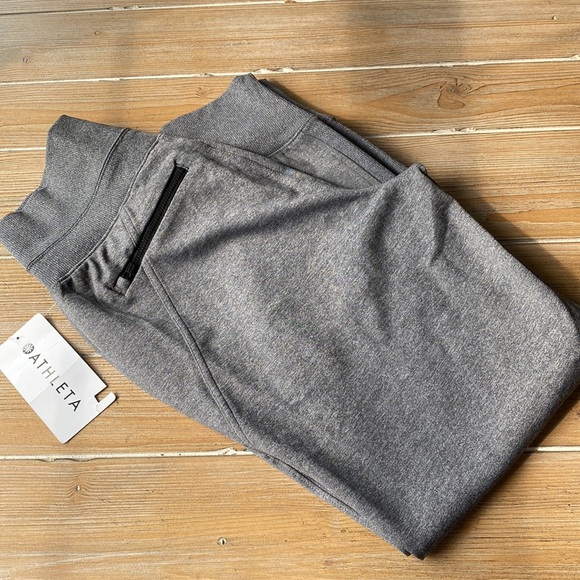 NWOT Athleta Women’s Venice Jogger Grey - Picture 9 of 10